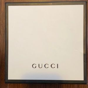 Authentic gucci belt with box and dust bag
